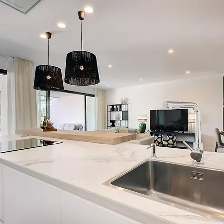 Apartment Ground Floor, 2 Bedroom @ Hills